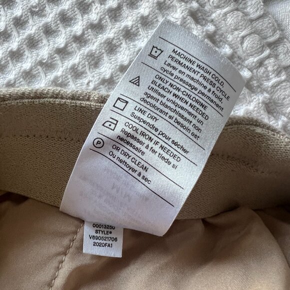 Vince Women's Flannel Wide Leg Pull on Pants - Picture 8 of 8